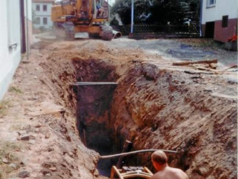 Kanalisation und Straßenbau in Dagobertshausen